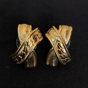Vintage gold Anne Klein pierced earrings